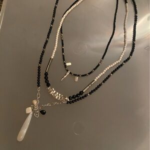 Elegant Black and White Beaded Necklace
